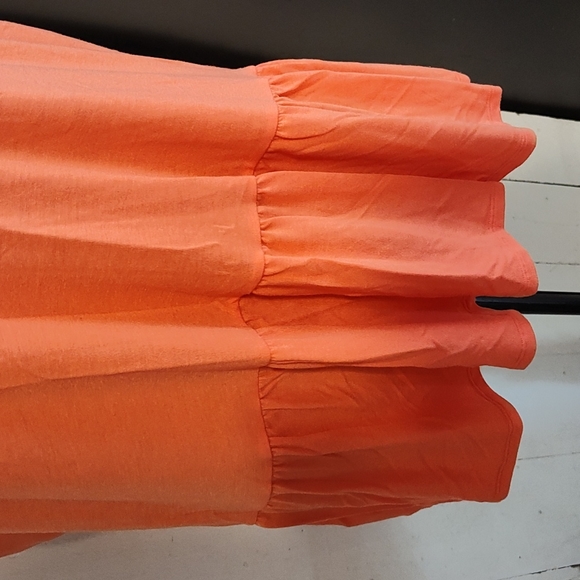 Time and tru top - Picture 3 of 5